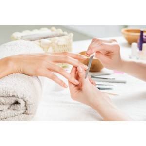 FORMATION PROFESSIONNELLE ONGLES RÉSINE ET POUDRE